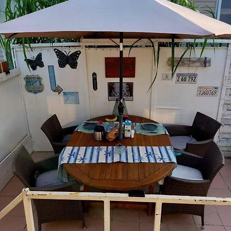 مكان تخييم Tiny - New Vennepark Wenduine *