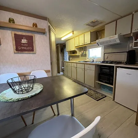 Tiny - New Vennepark Wenduine دي هان