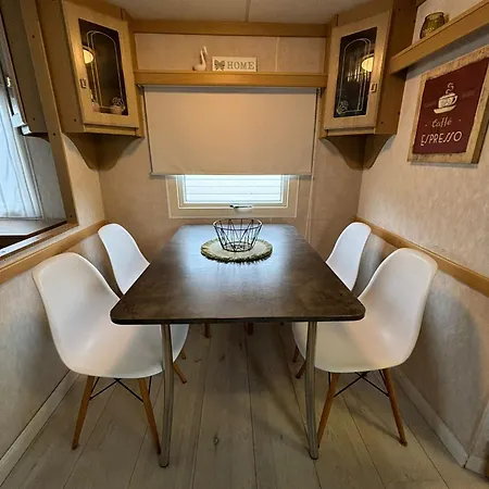 Tiny - New Vennepark Wenduine دي هان